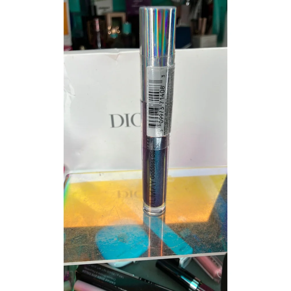 Almay Goddess Gloss 1 piece full size
